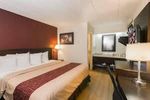 Red Roof Plus+ - Forest Park / Hampton Ave. Hotel Saint Louis